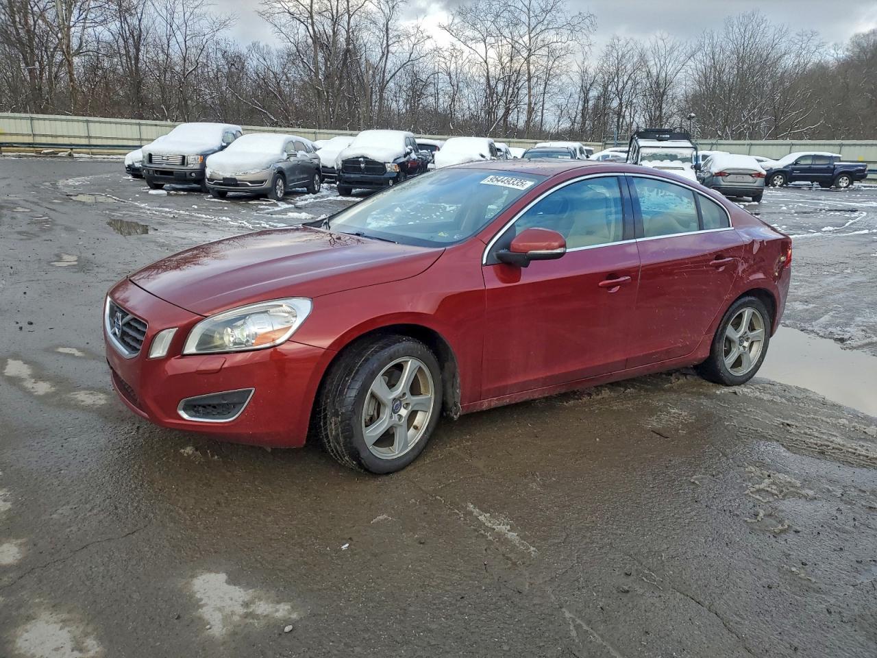 2013 VOLVO S60