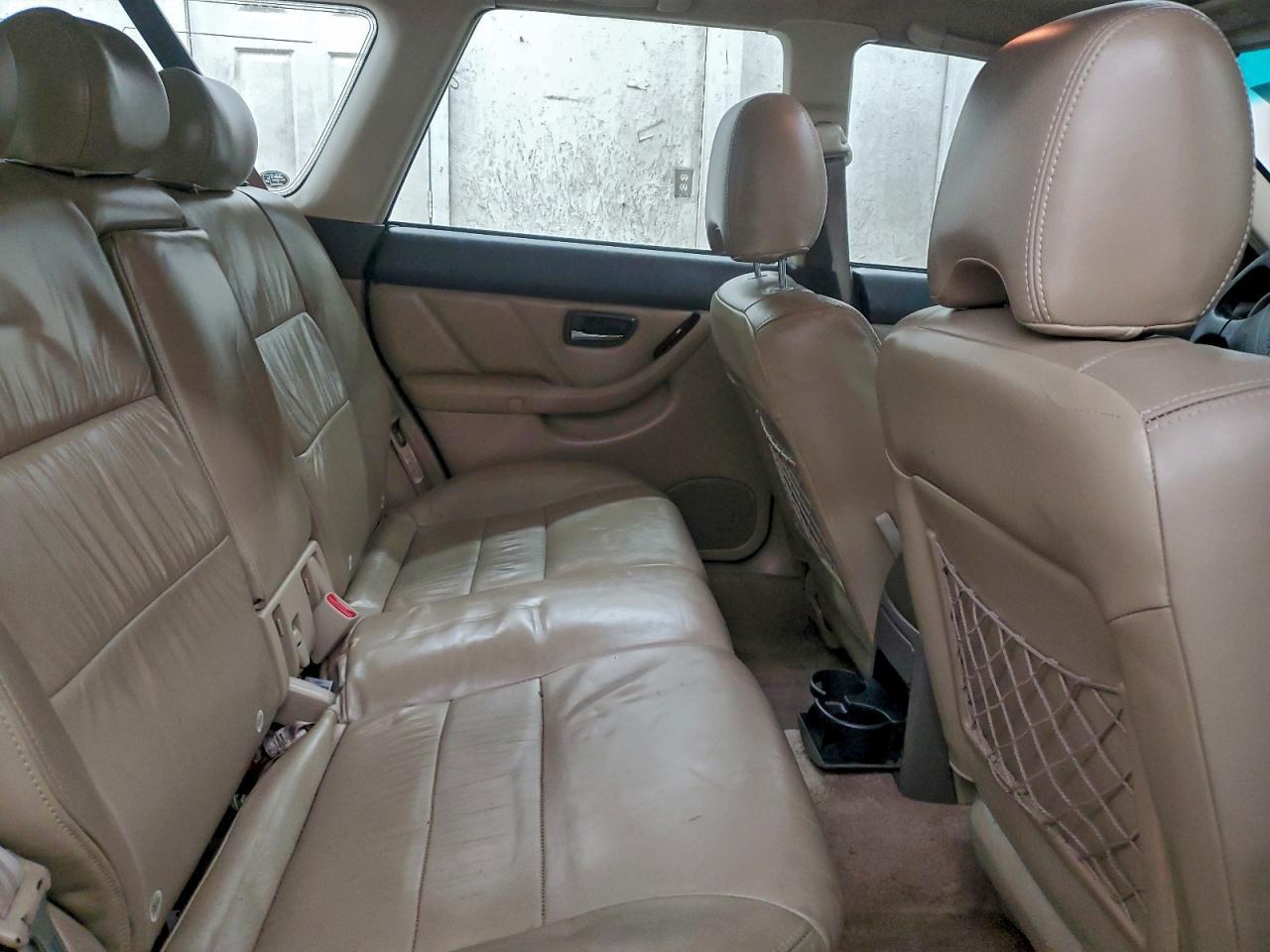 2001 SUBARU Legacy