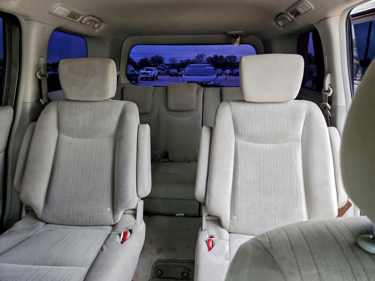 2015 NISSAN Quest