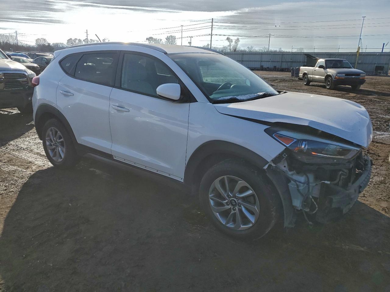 2016 HYUNDAI TUCSON