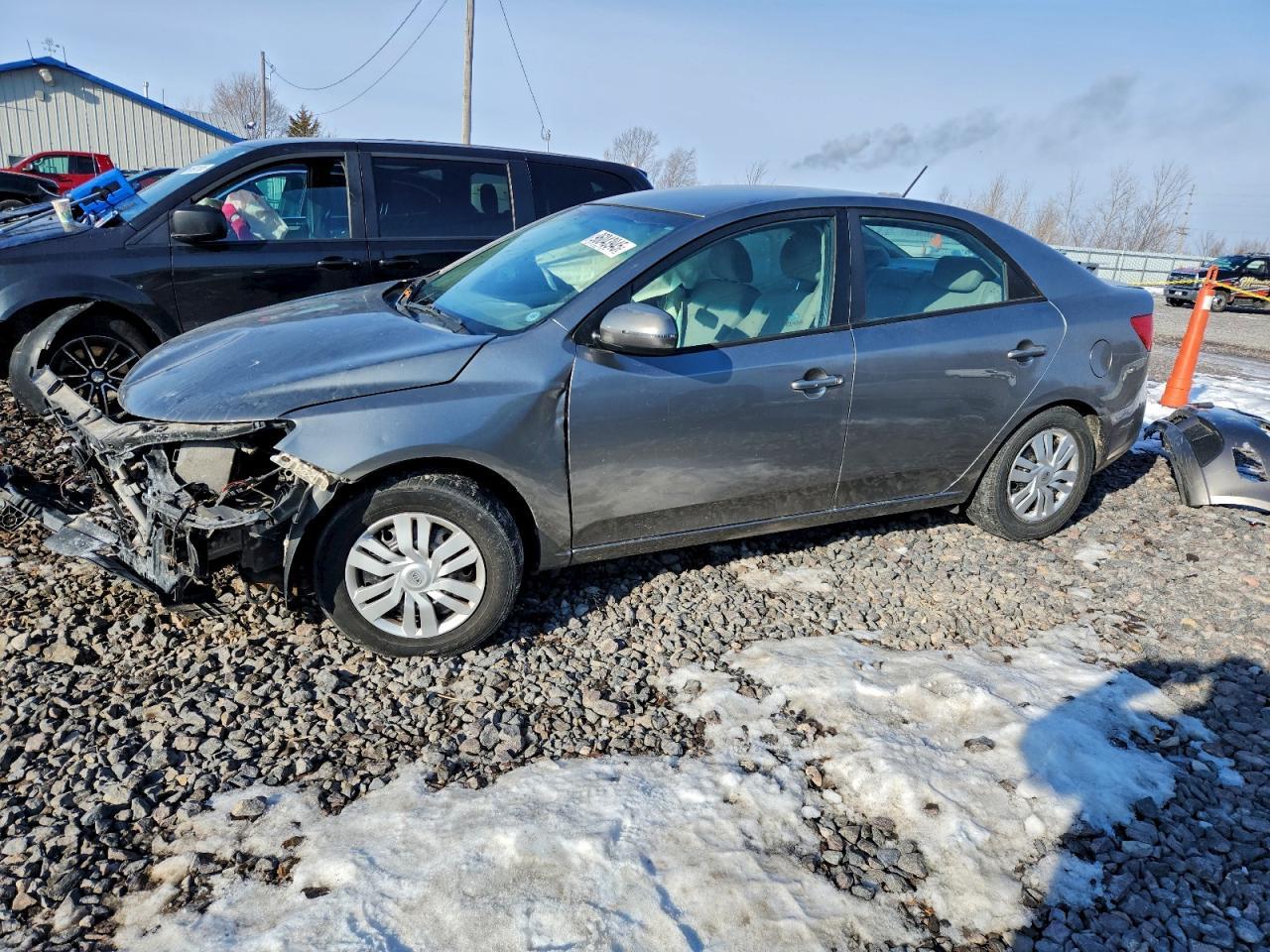 2011 KIA FORTE