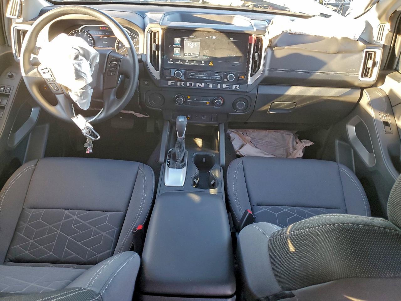 2025 NISSAN Frontier
