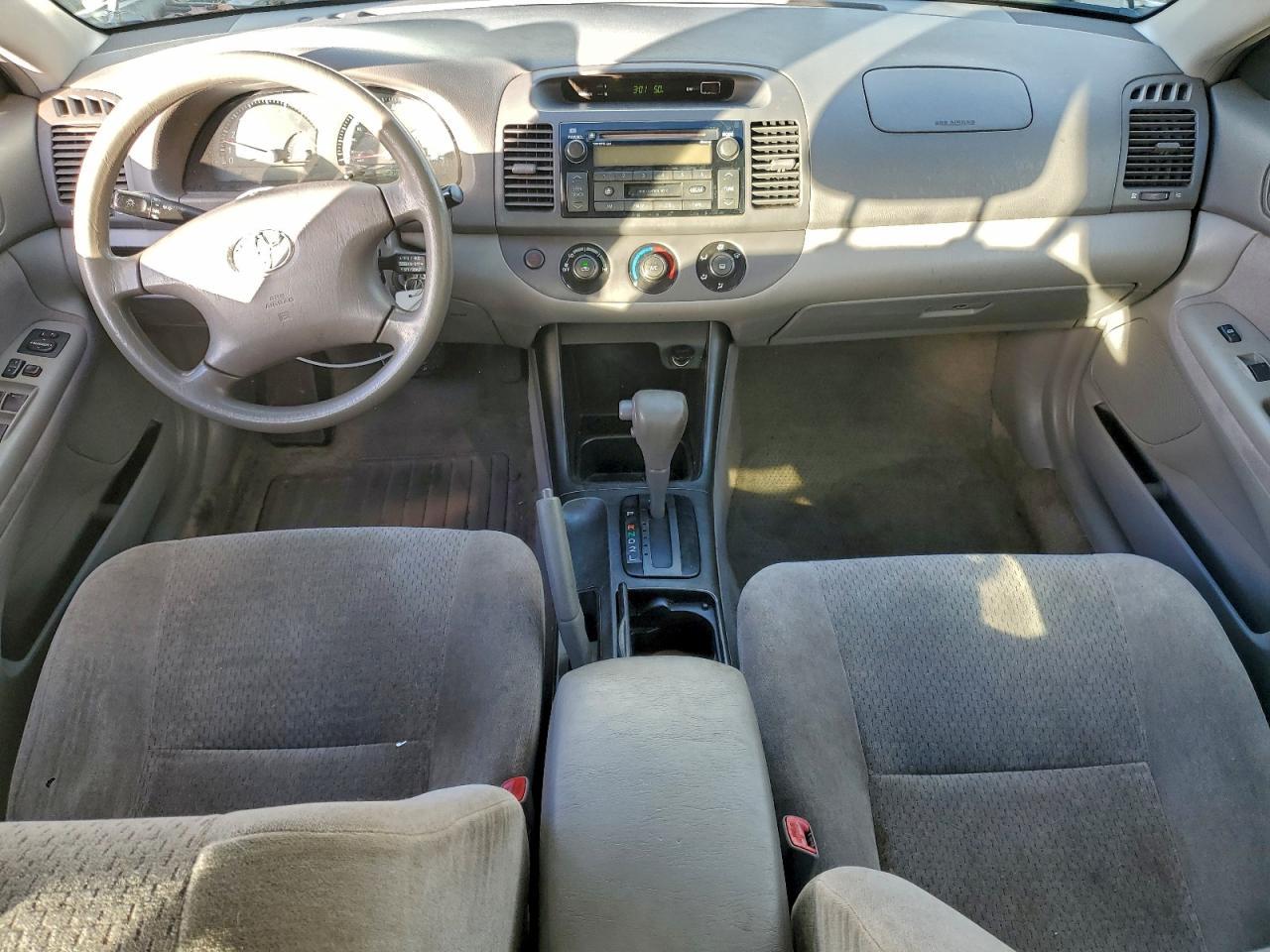 2004 TOYOTA CAMRY