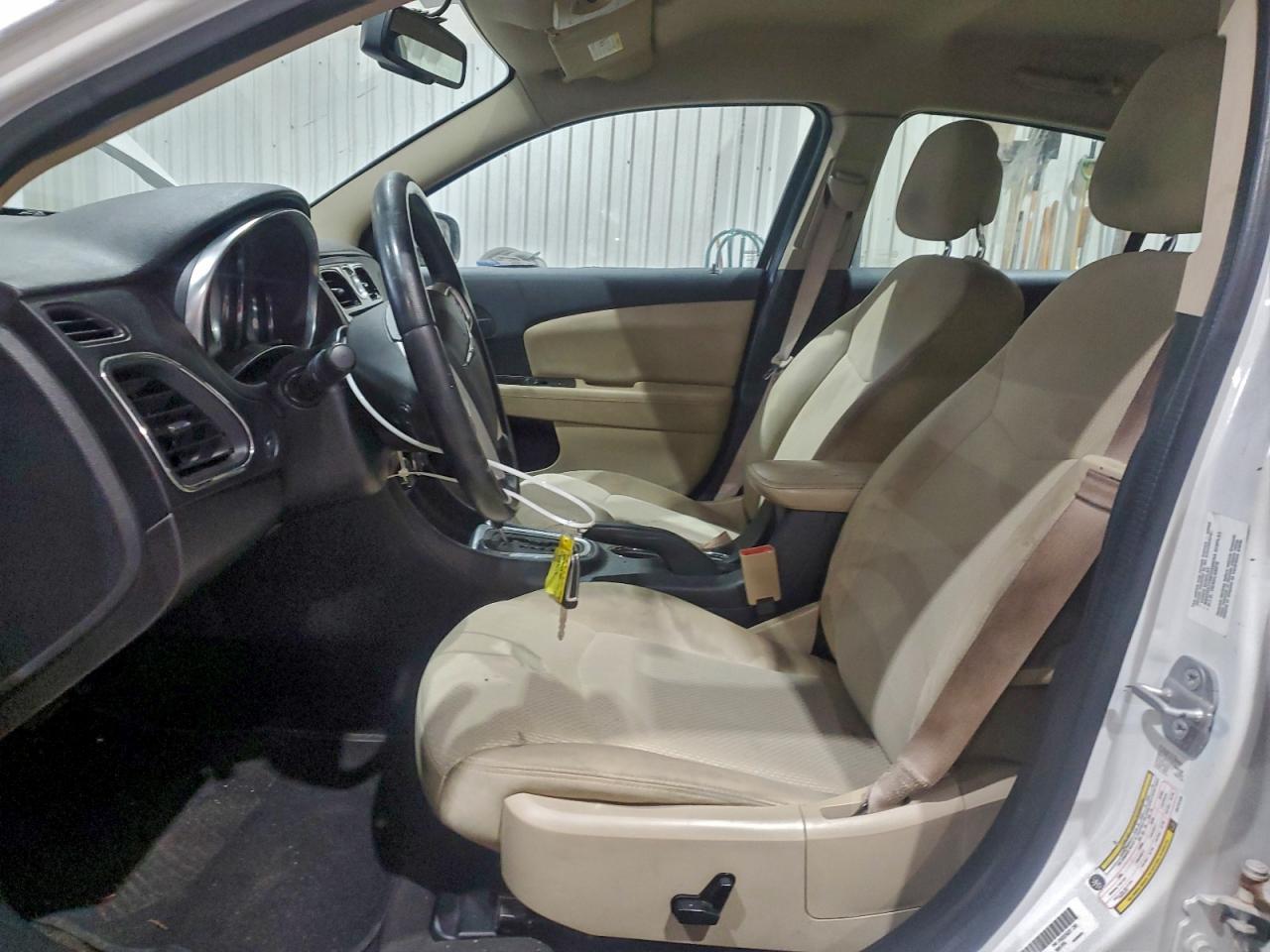2014 CHRYSLER 200