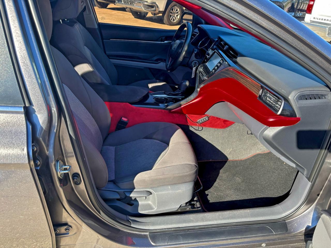 2019 TOYOTA CAMRY