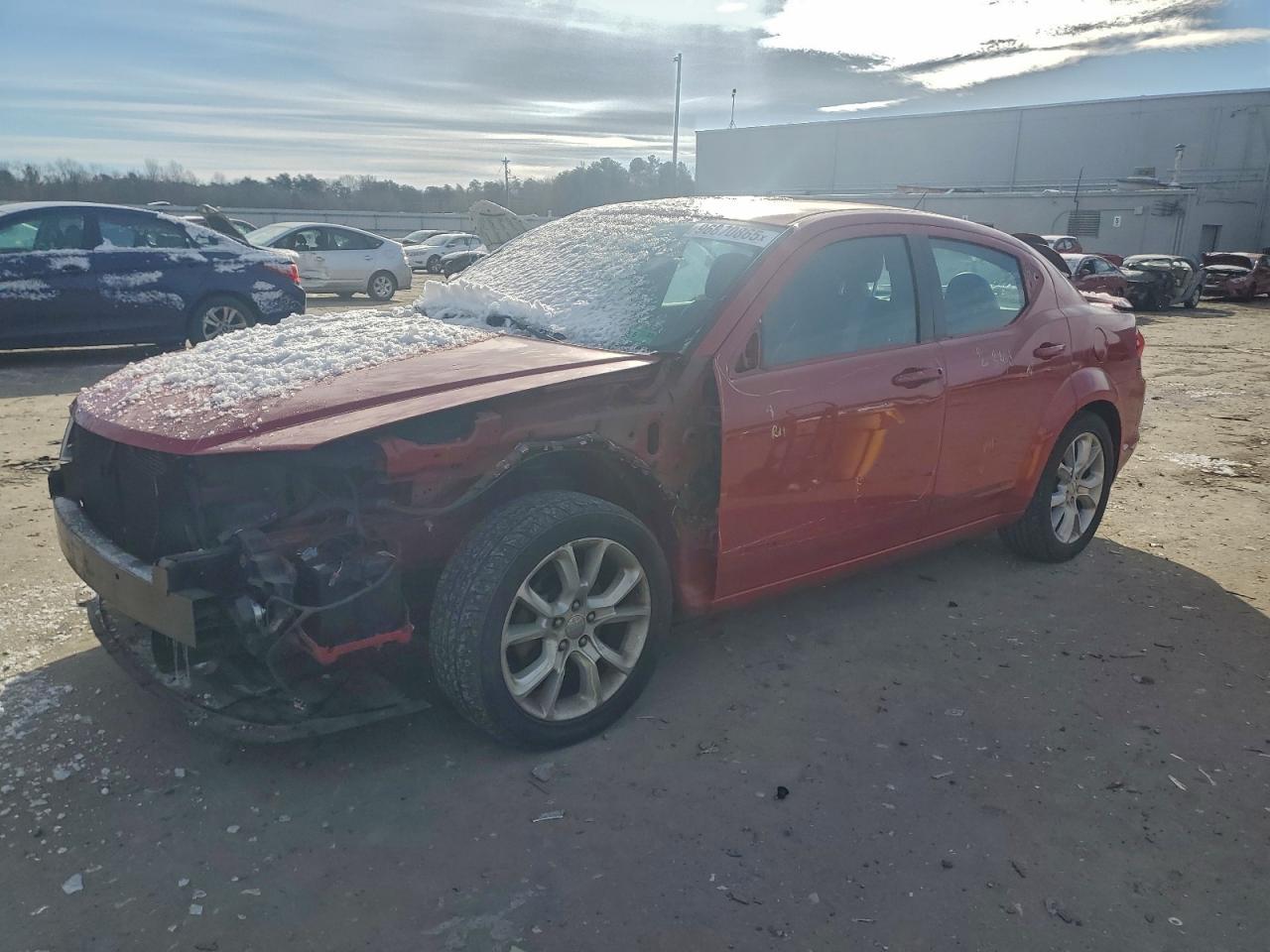 2013 DODGE Avenger