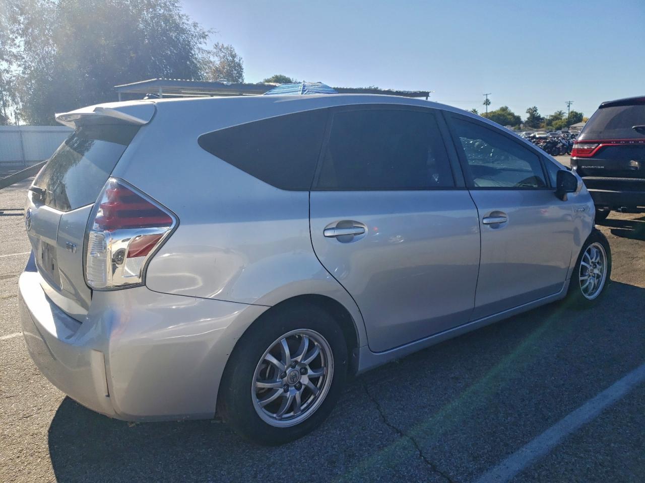 2017 TOYOTA PRIUS V