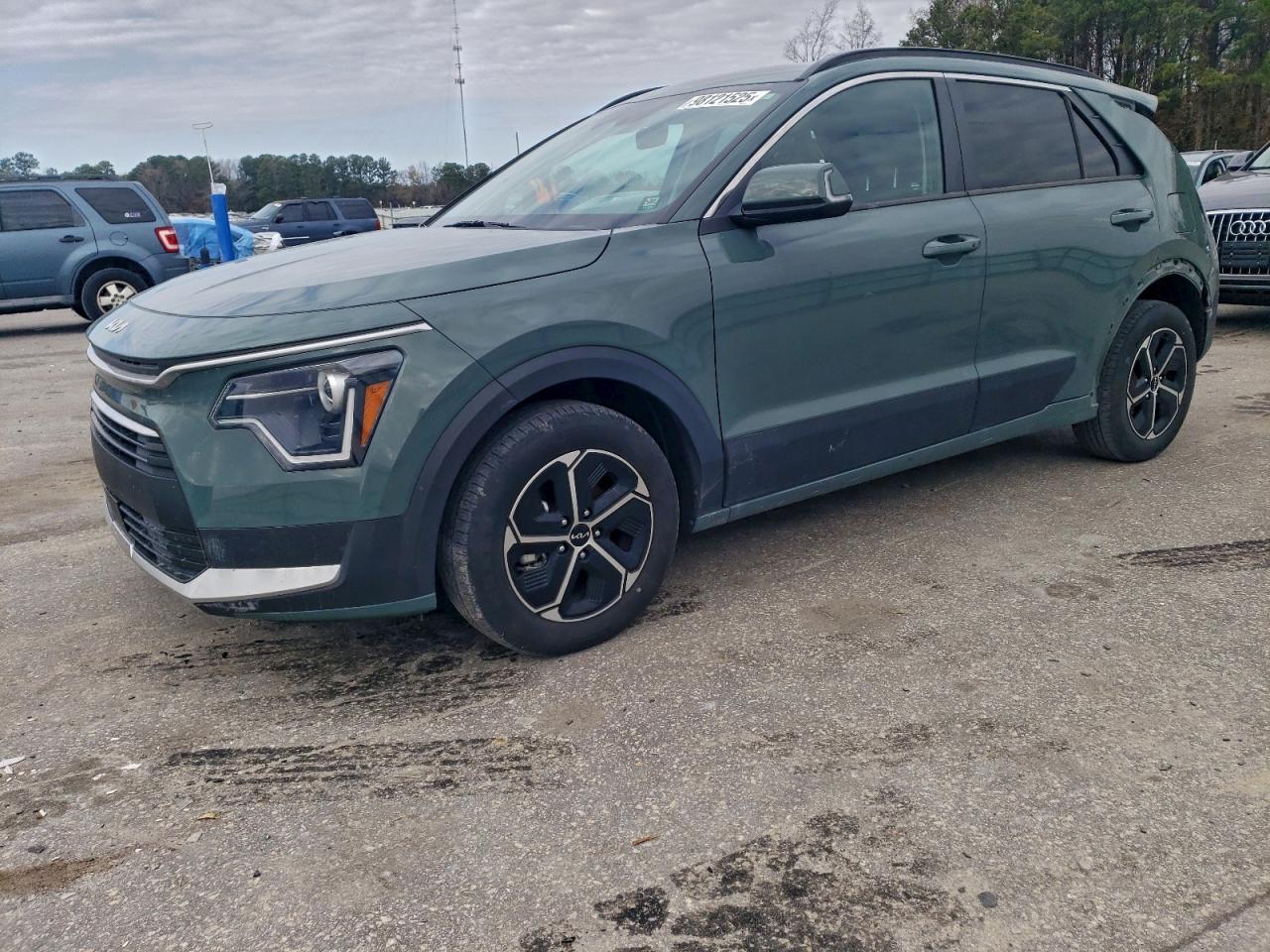 2023 KIA Niro