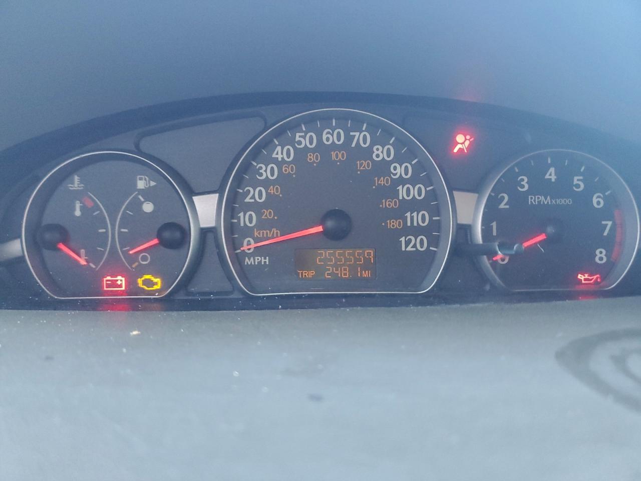 2004 SATURN Ion