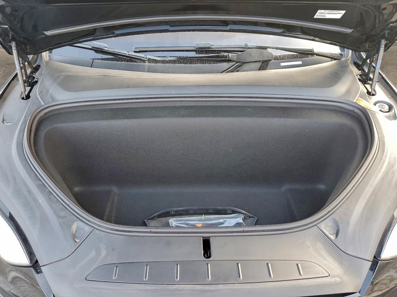 2022 TESLA MODEL X