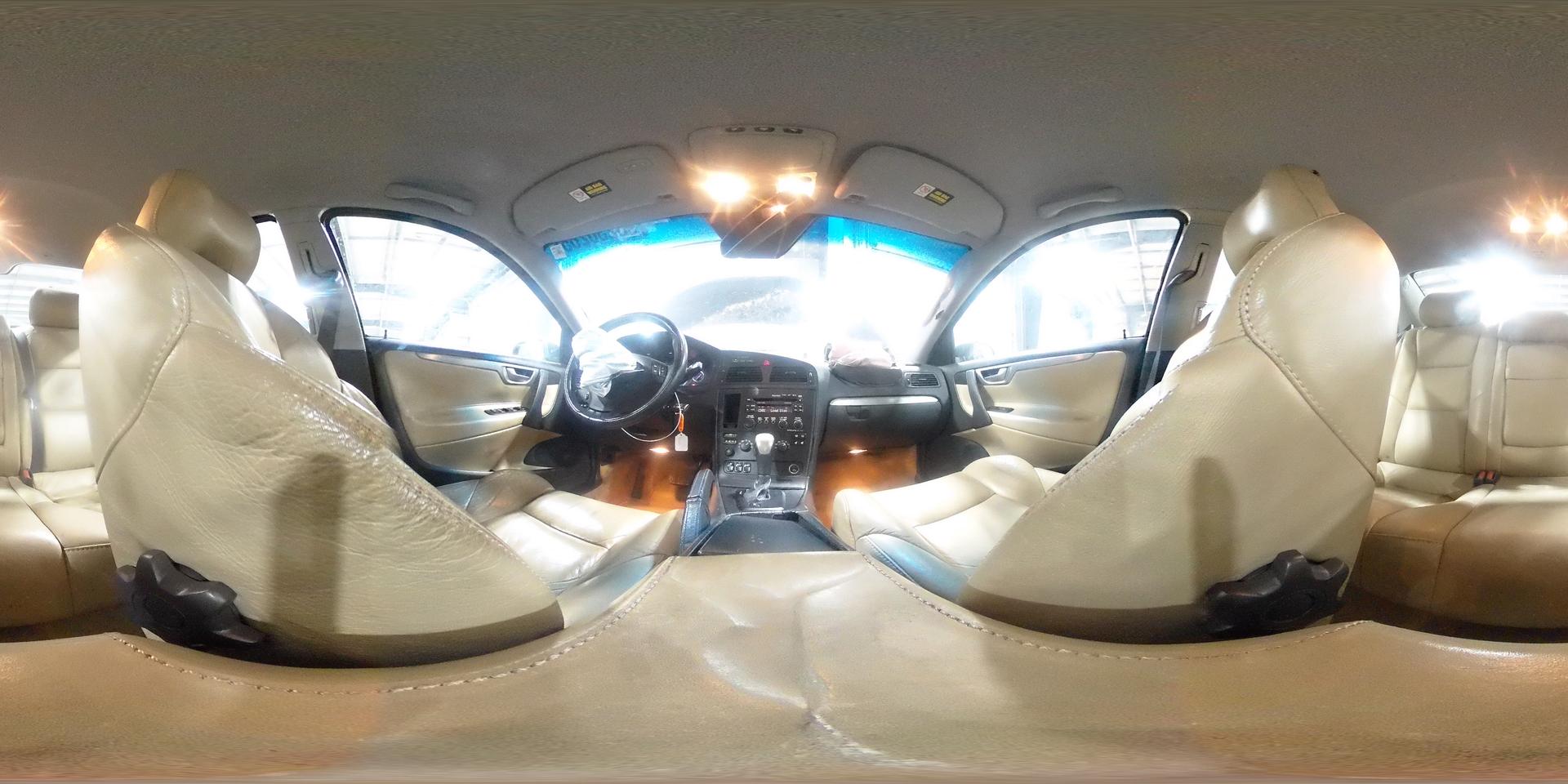 2004 VOLVO S60