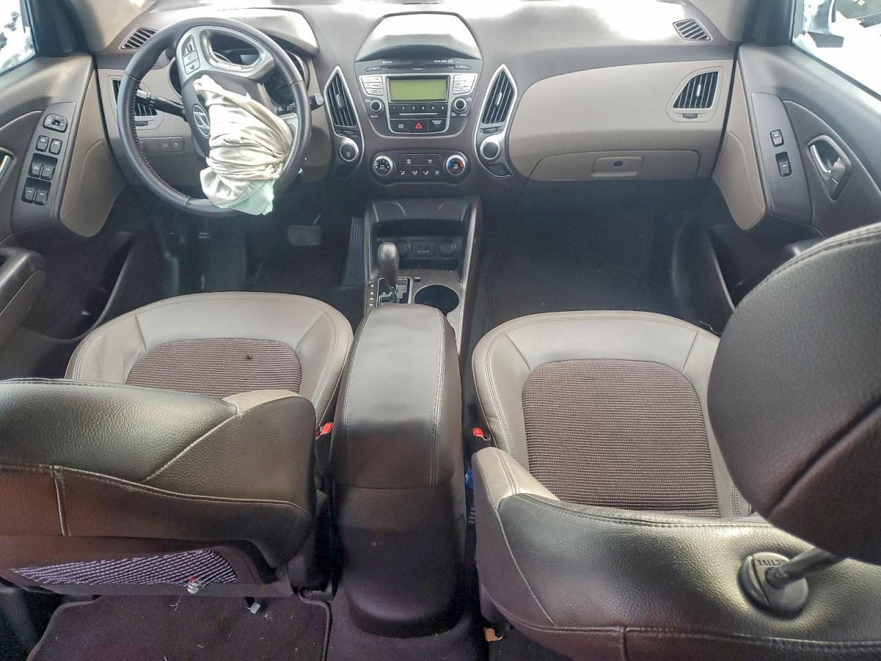2012 HYUNDAI TUCSON