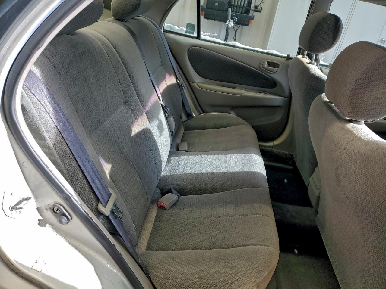 2002 TOYOTA COROLLA