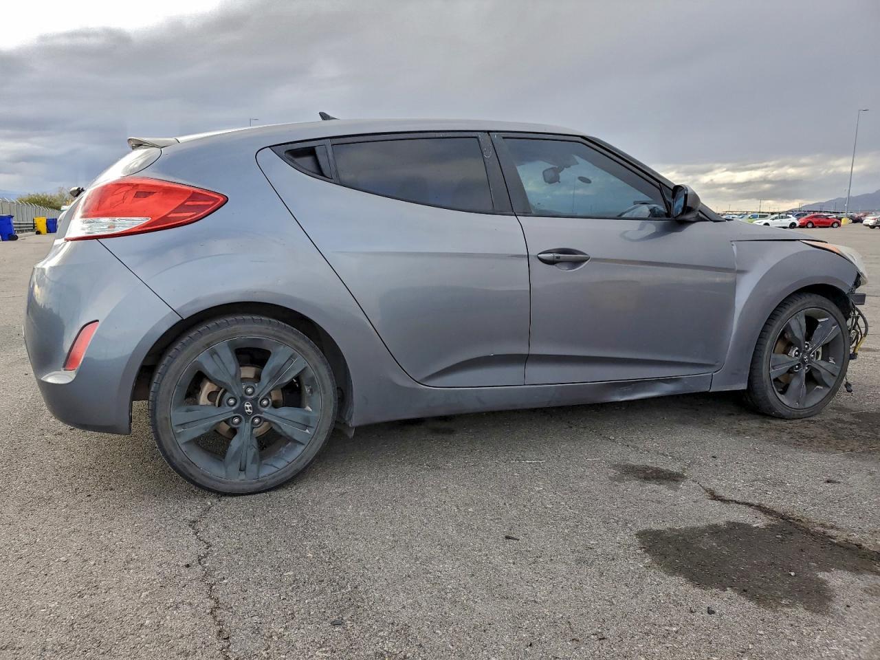 2017 HYUNDAI VELOSTER