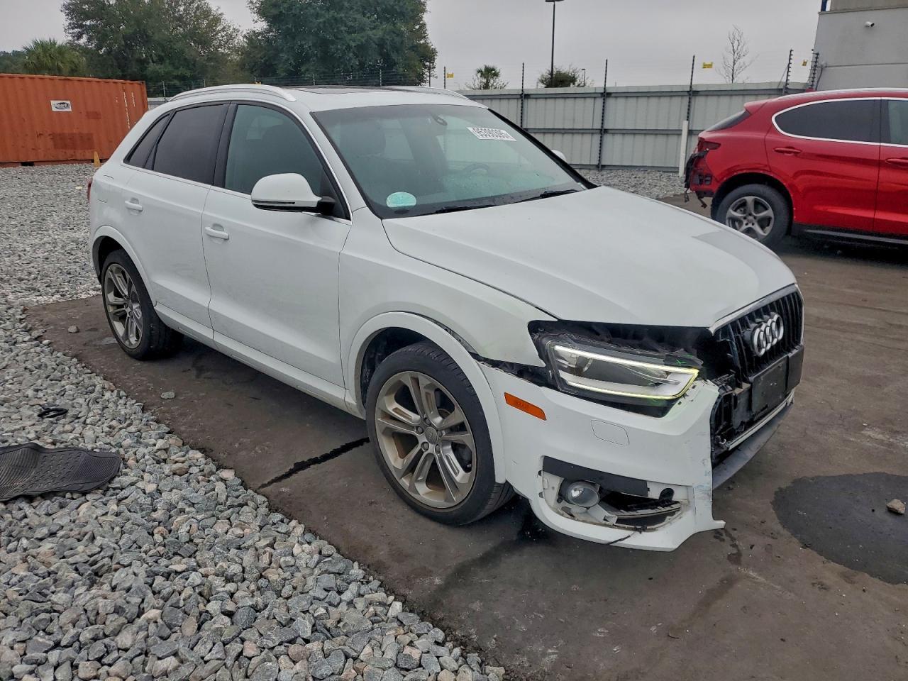 2015 AUDI Q3