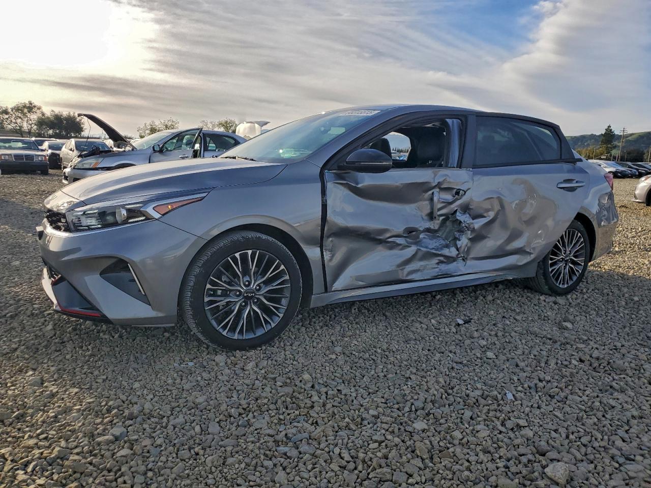 2024 KIA FORTE