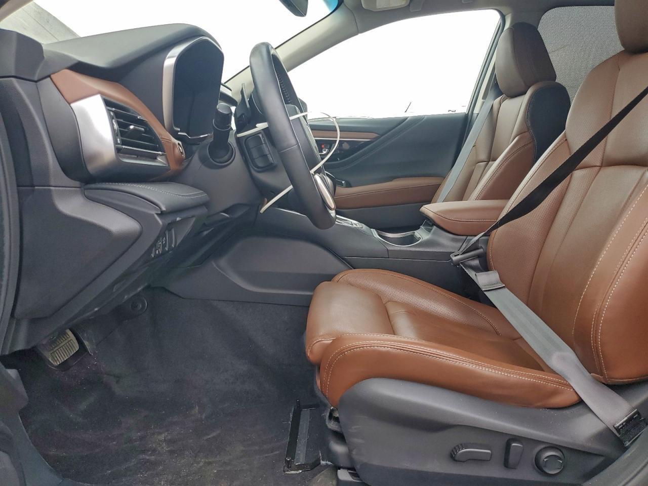 2021 SUBARU Outback