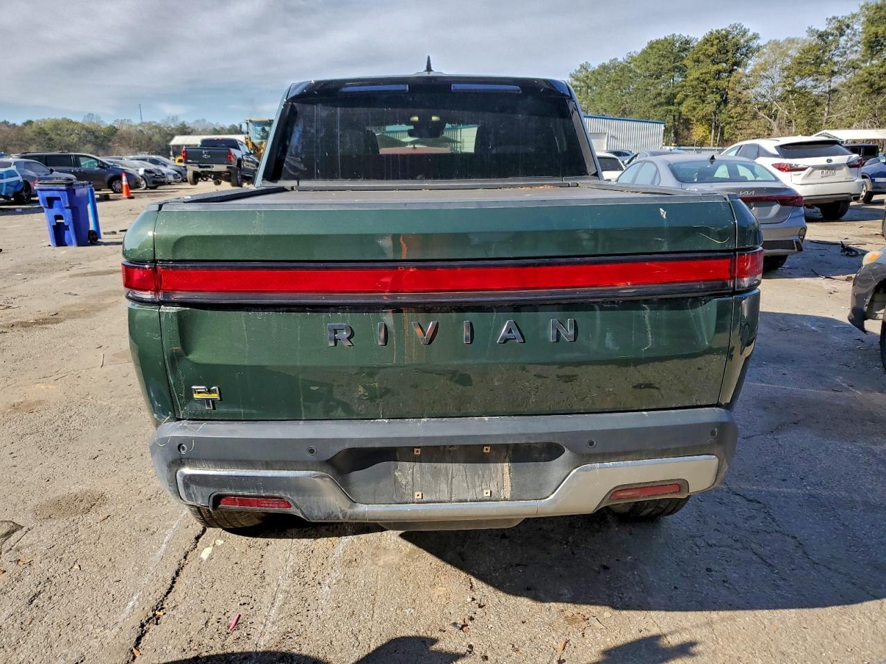 2022 RIVIAN R1t
