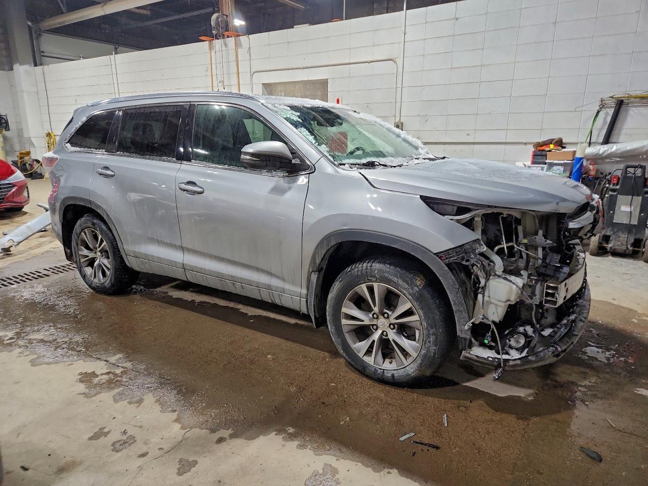 2015 TOYOTA HIGHLANDER
