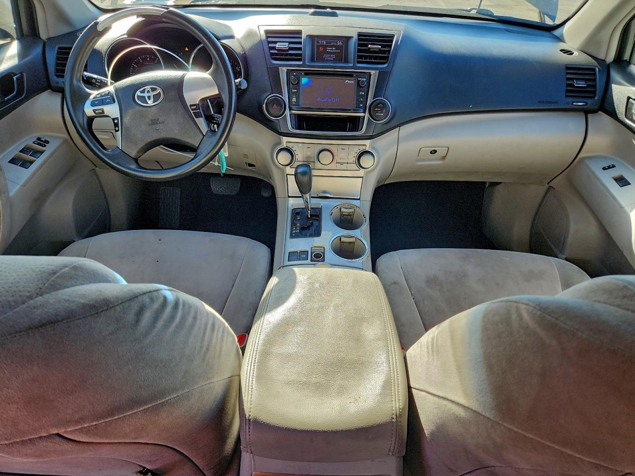 2013 TOYOTA HIGHLANDER