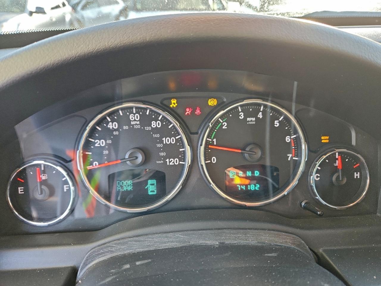 2012 JEEP Liberty