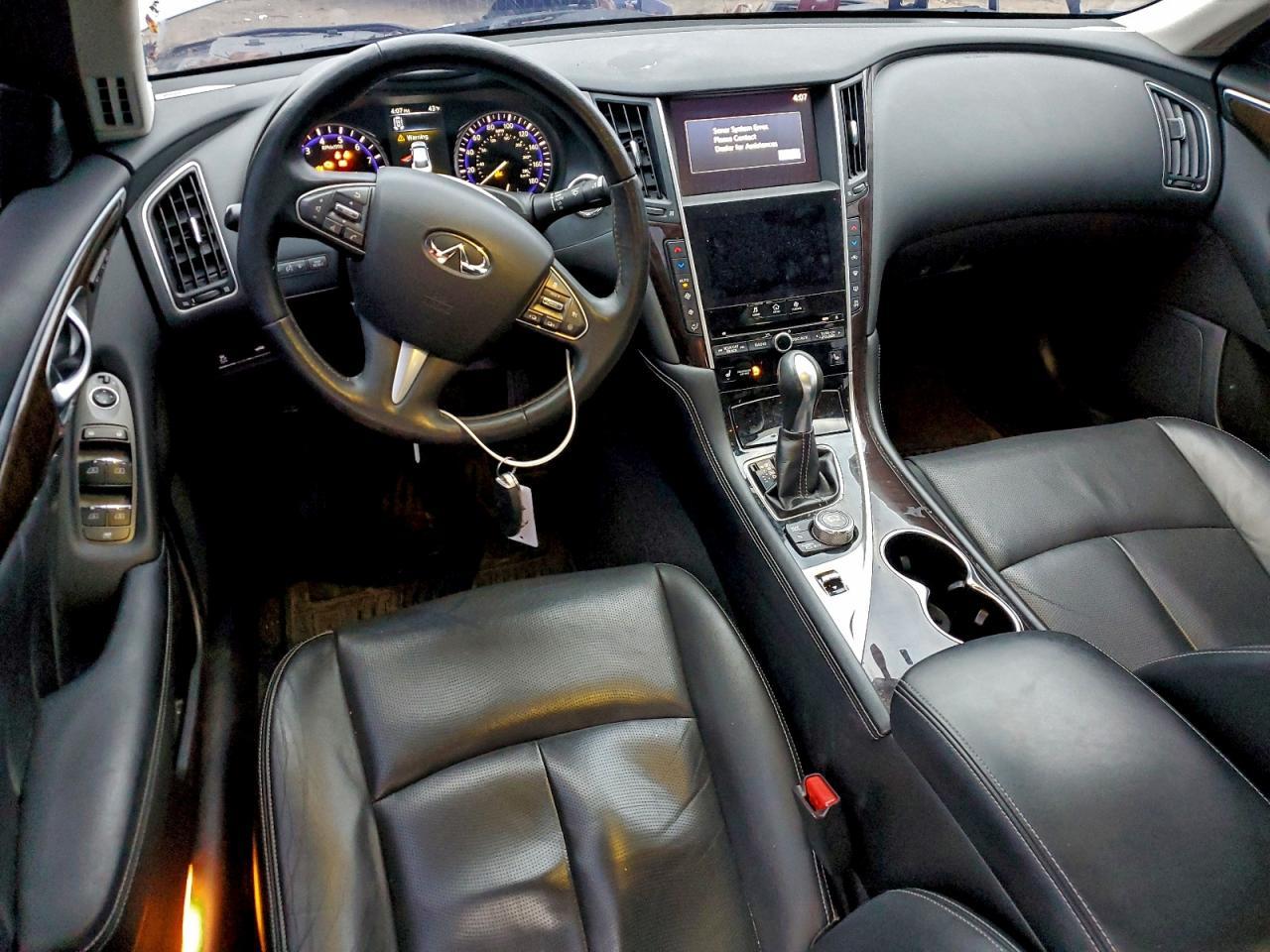 2015 INFINITI Q50