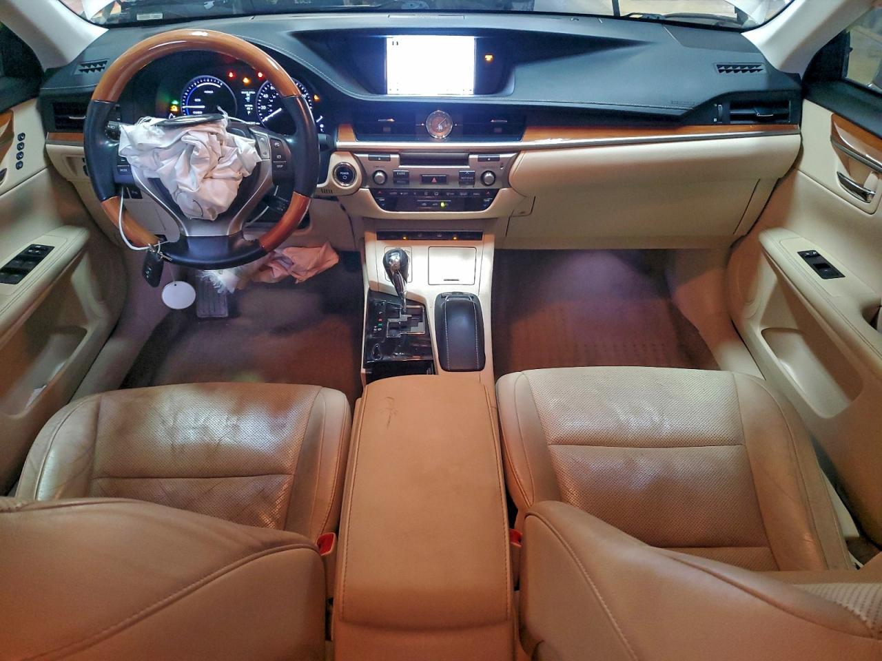 2014 LEXUS ES 300H