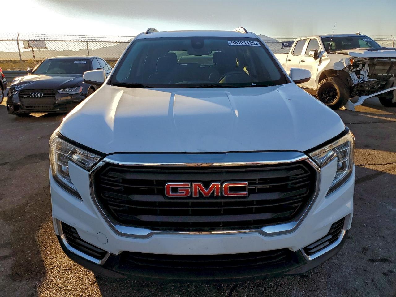 2024 GMC Terrain