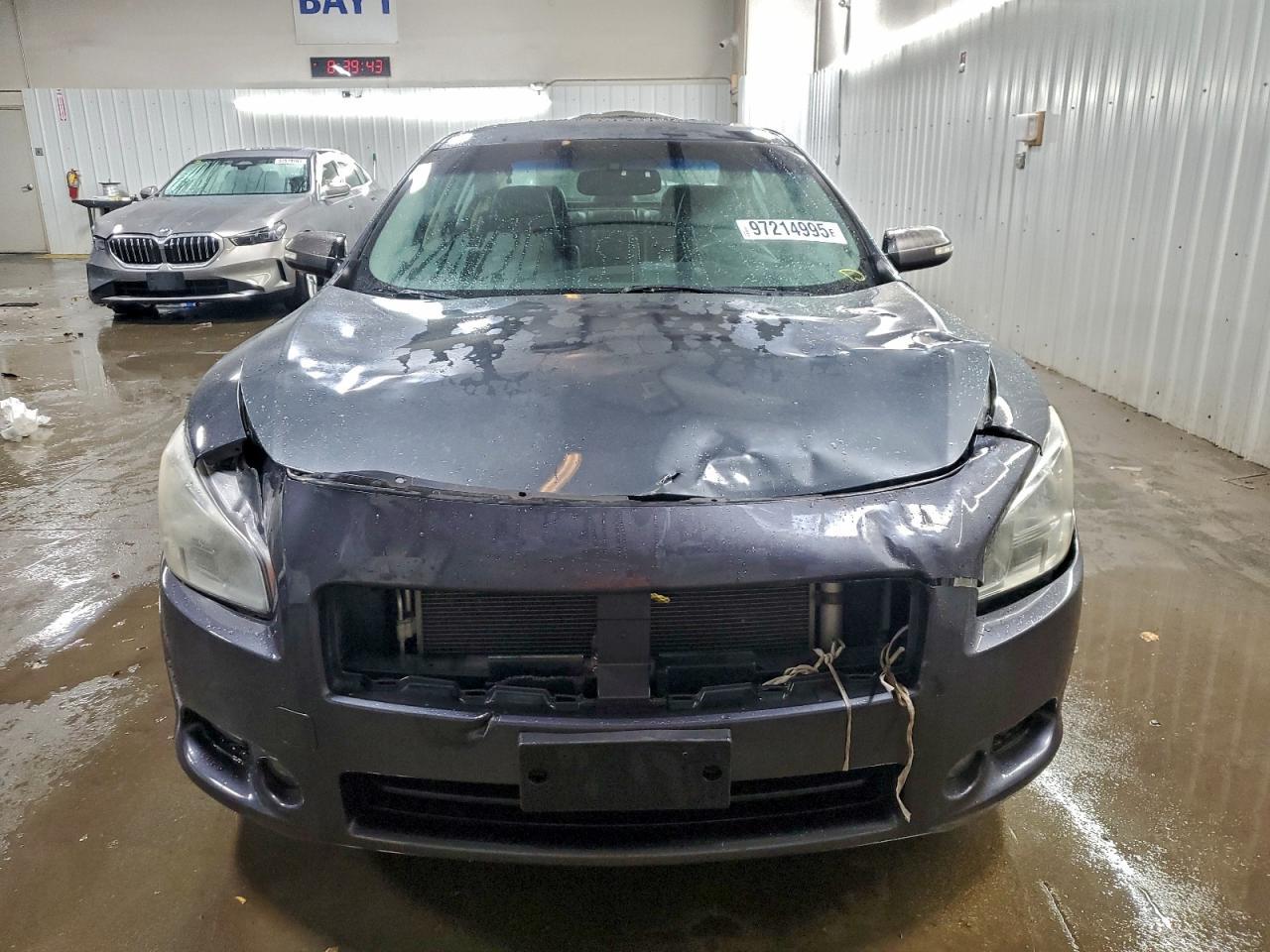 2011 NISSAN Maxima