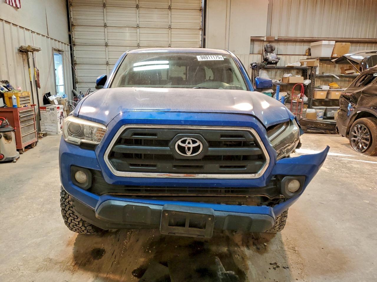 2016 TOYOTA TACOMA