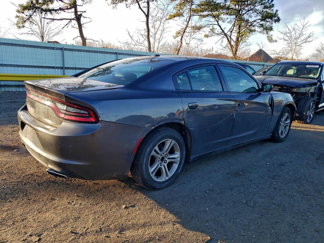 2015 DODGE CHARGER