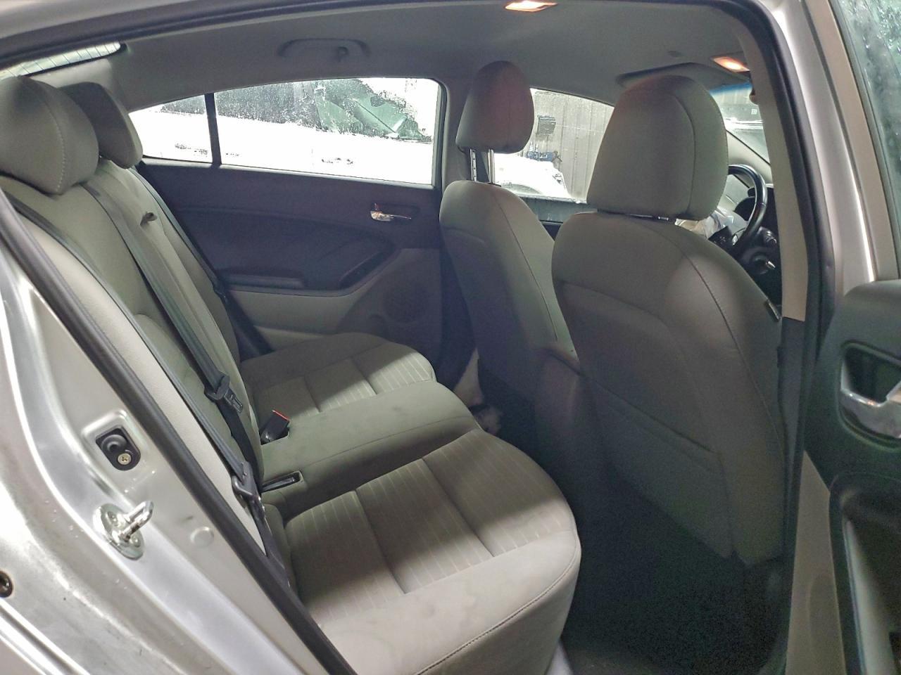 2015 KIA FORTE