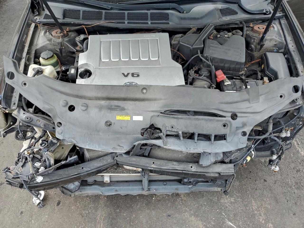 2011 TOYOTA Avalon