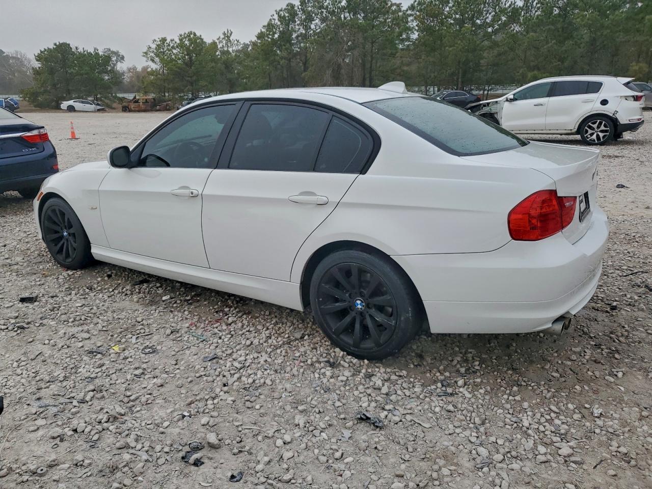 2011 BMW 3 SERIES