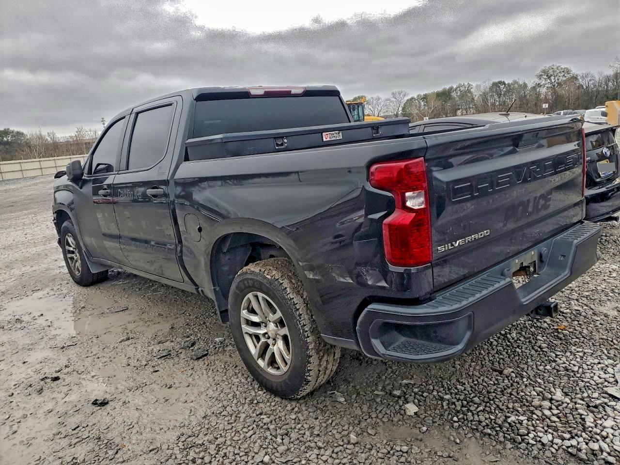 2021 CHEVROLET Silverado