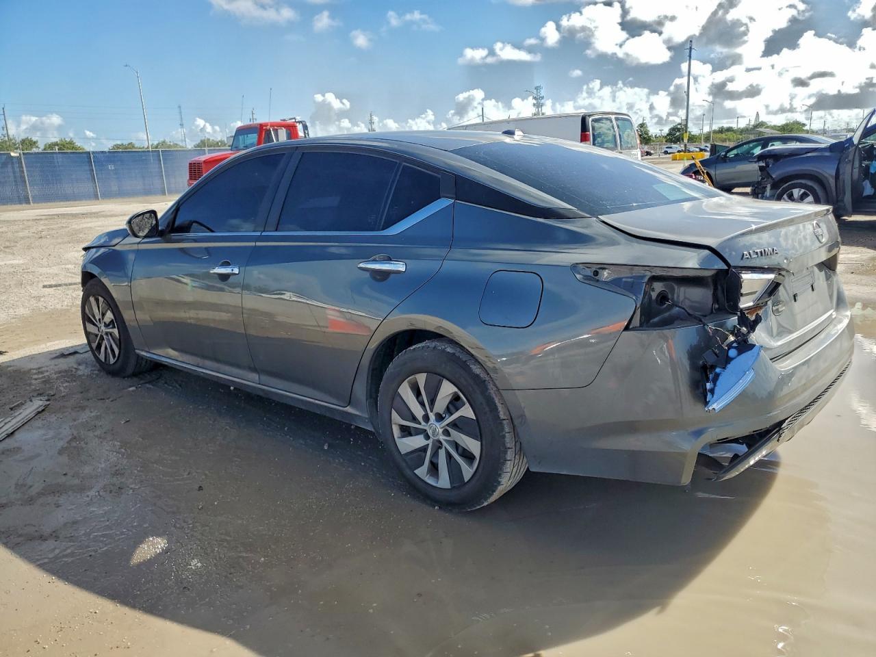 2019 NISSAN ALTIMA
