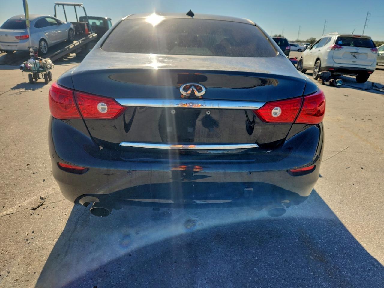 2016 INFINITI Q50