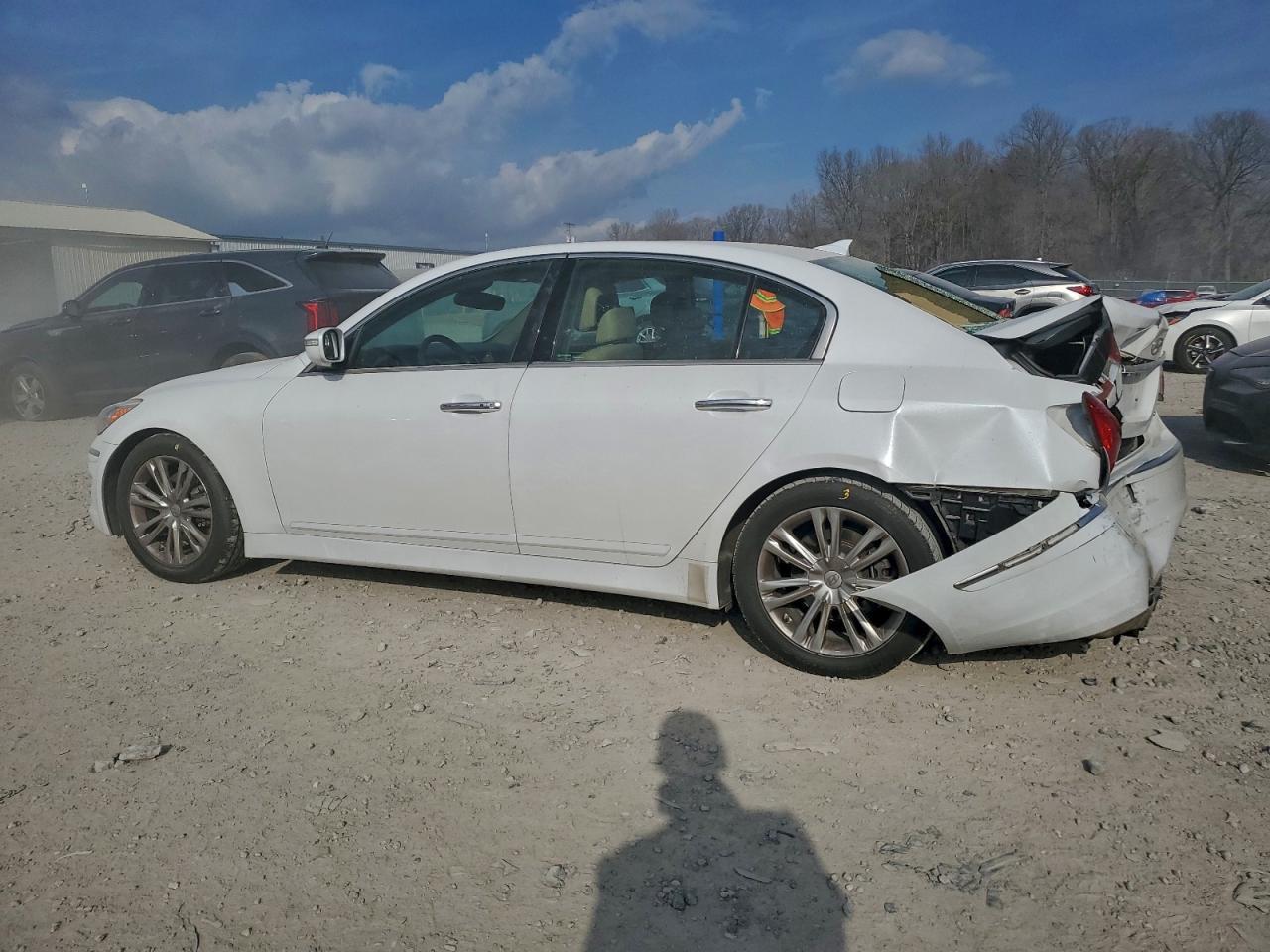 2014 HYUNDAI GENESIS