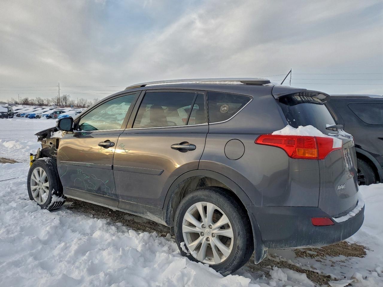 2015 TOYOTA RAV4