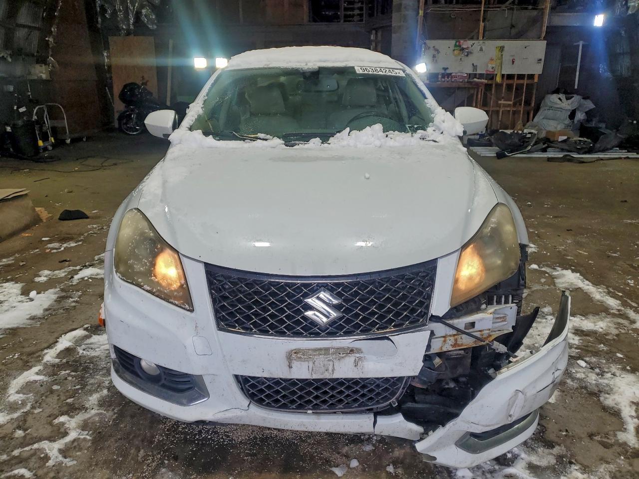 2013 SUZUKI Kizashi