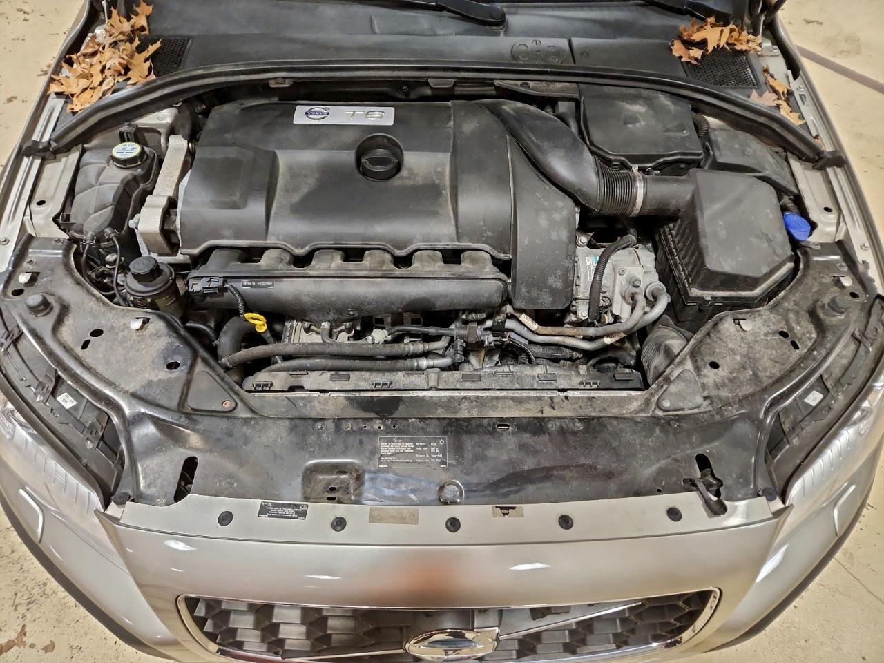 2014 VOLVO XC70