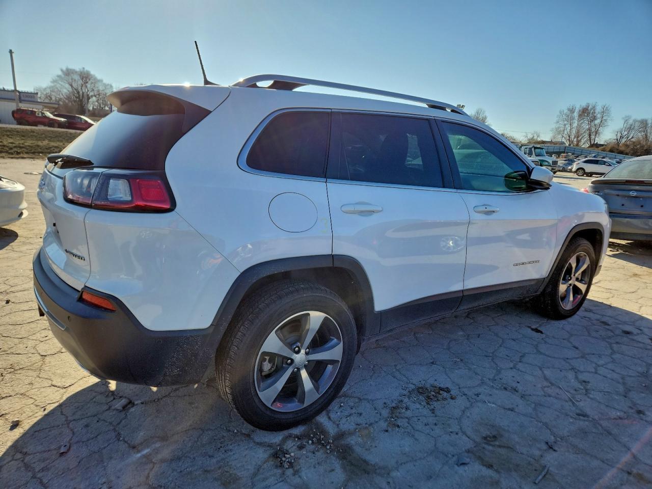 2019 JEEP CHEROKEE