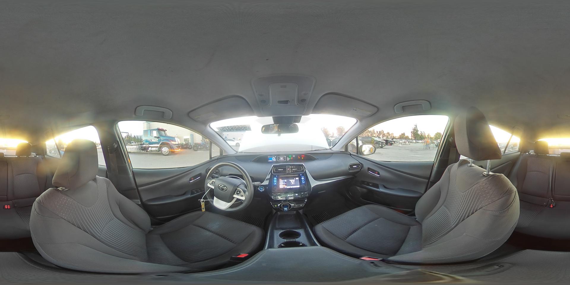 2017 TOYOTA PRIUS
