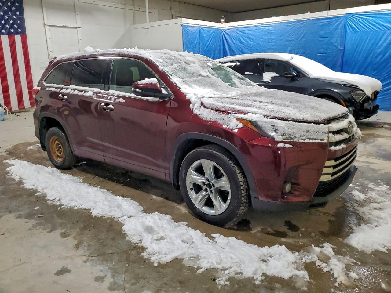 2017 TOYOTA HIGHLANDER