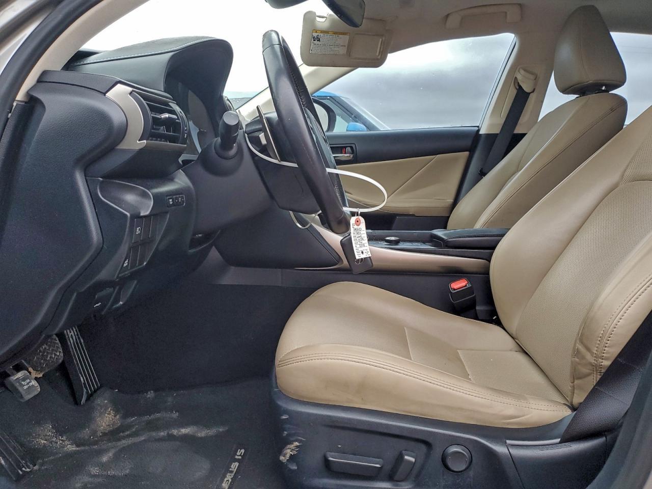 2019 LEXUS IS 300