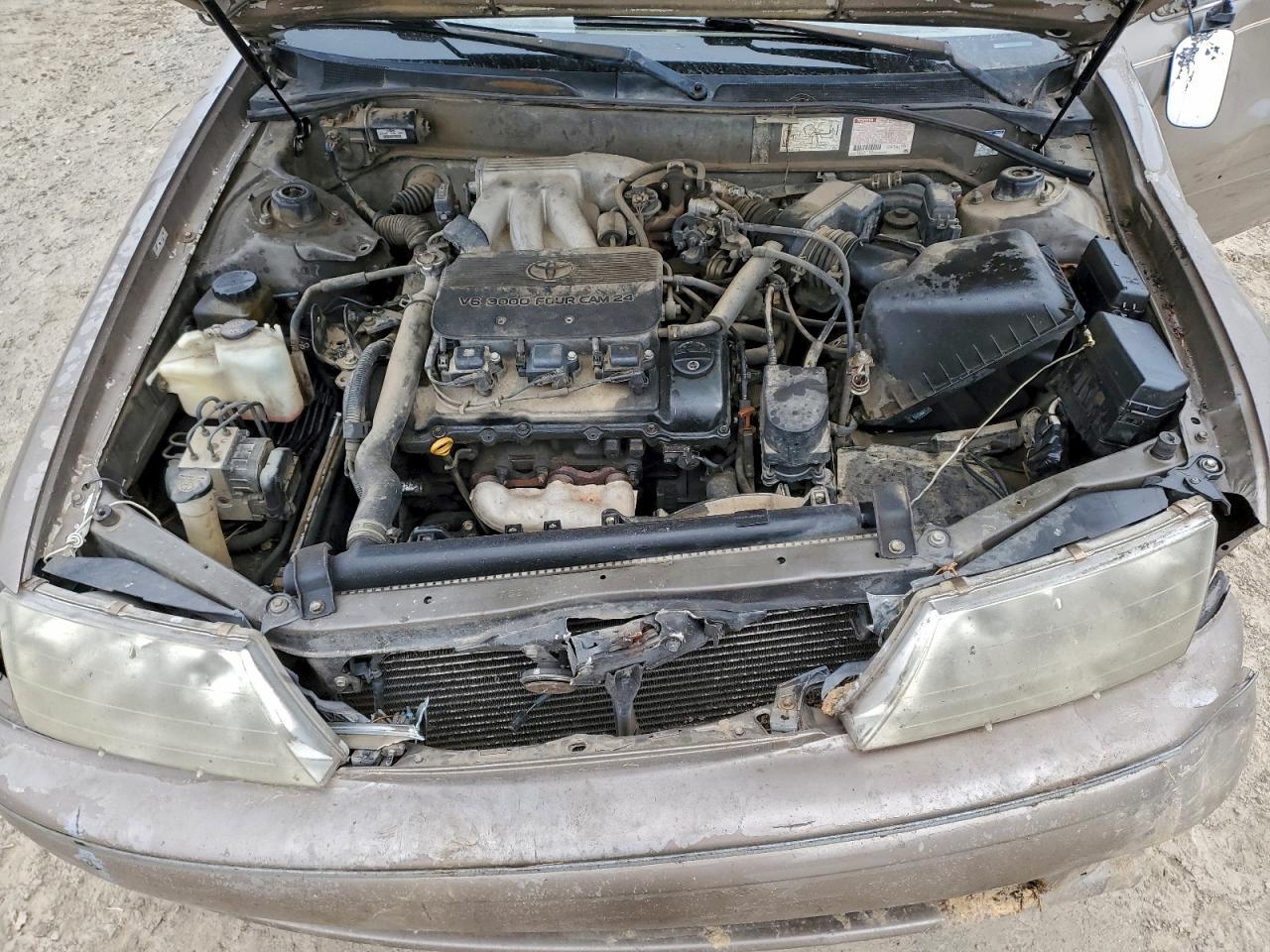 1999 TOYOTA Avalon