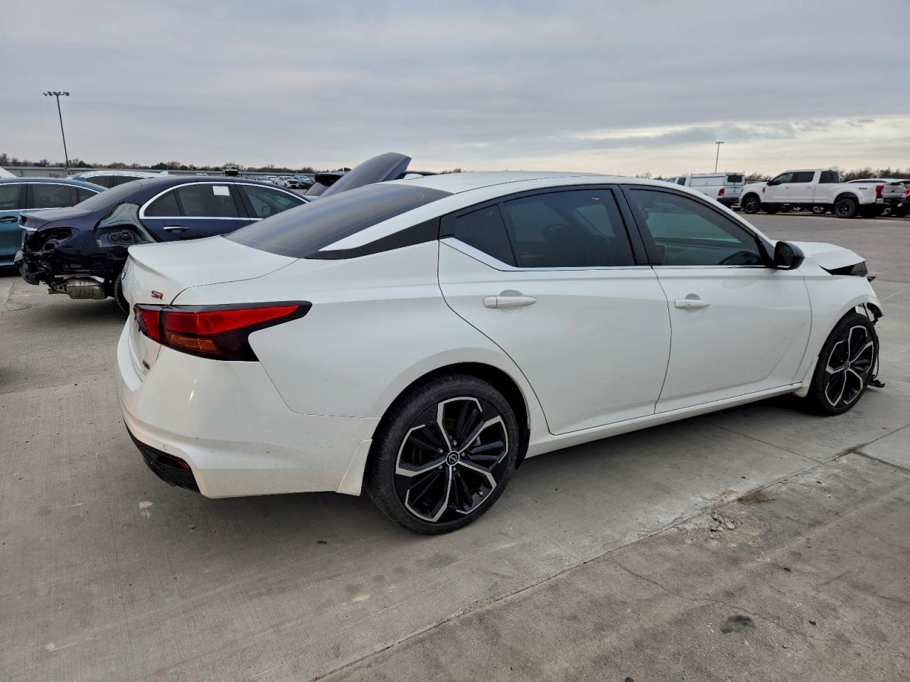 2024 NISSAN ALTIMA