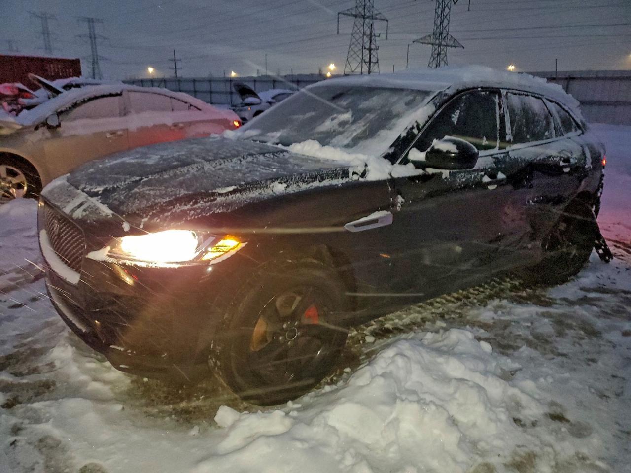 2018 JAGUAR F-Pace