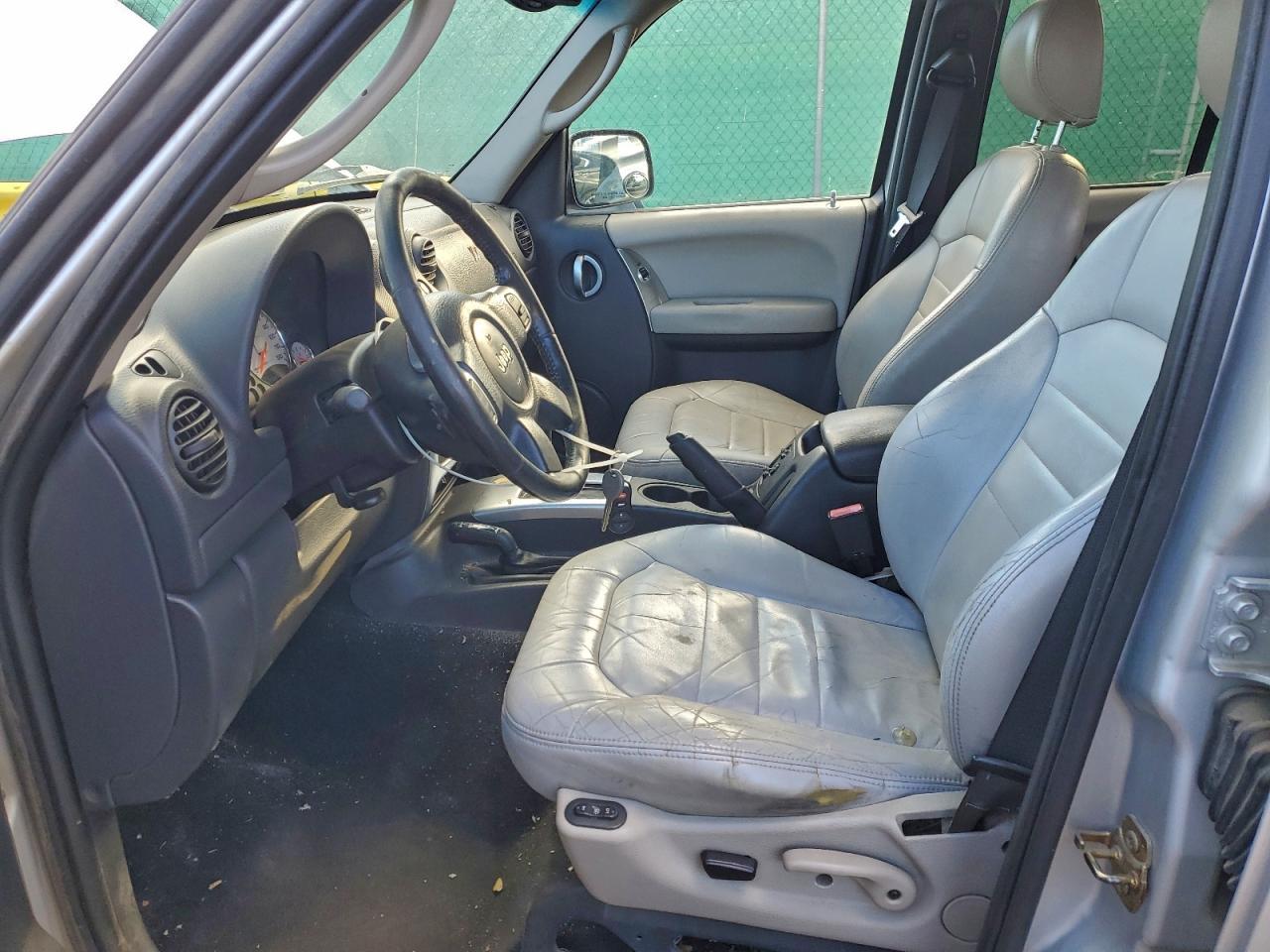 2003 JEEP Liberty