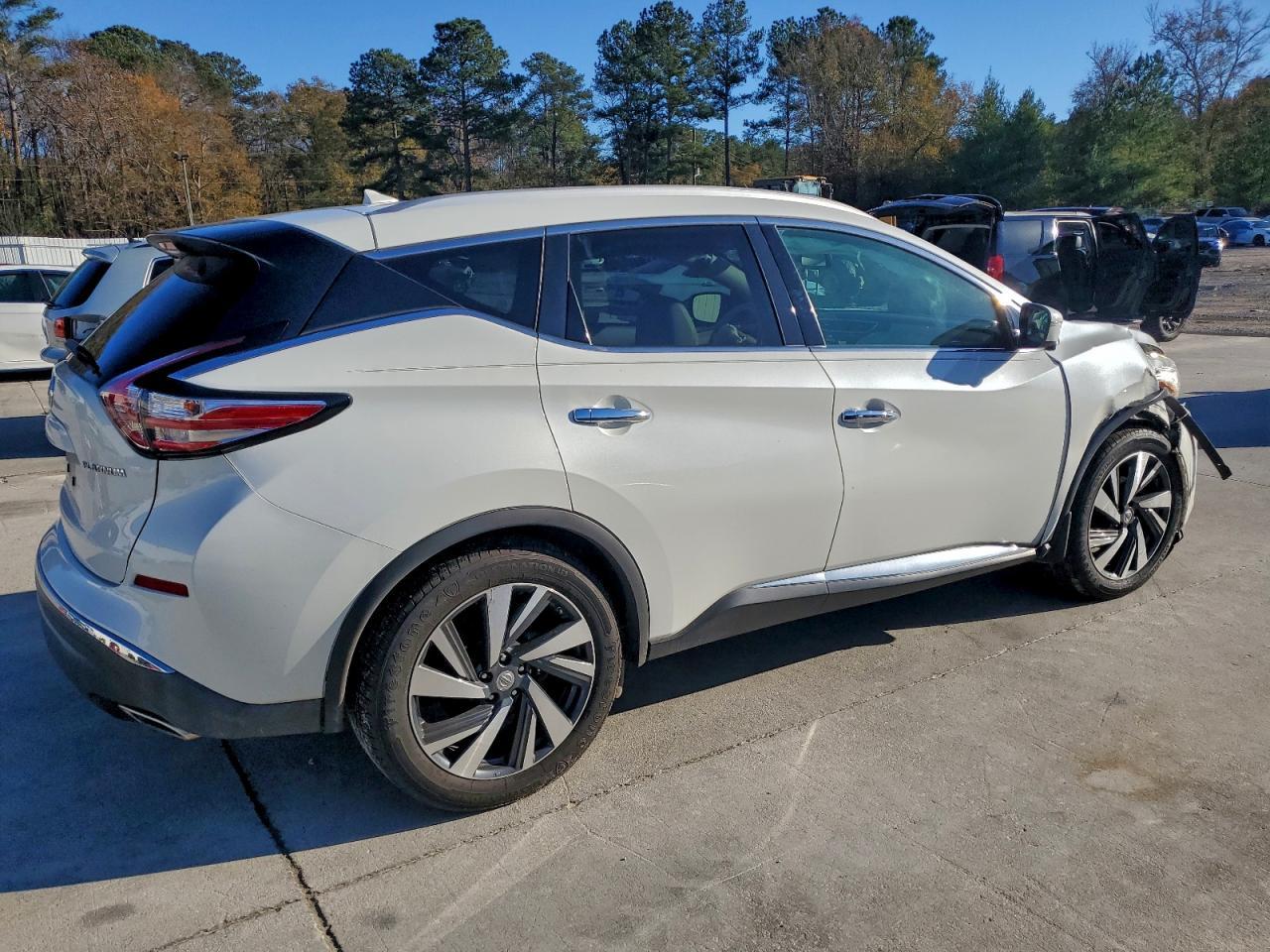 2015 NISSAN MURANO